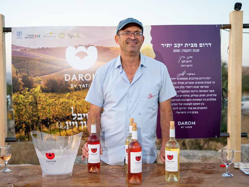 פסטיבל ניגון ויין ​ - היוצרים_0004_WhatsApp Image 2025-08-13 at 10.58.59 (2)